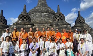 Avadana Tour